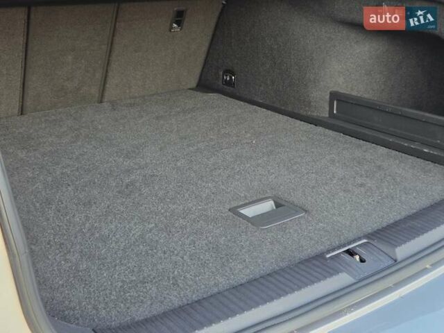 Серый Фольксваген Пассат Альтрак, объемом двигателя 2 л и пробегом 155 тыс. км за 29450 $, фото 114 на Automoto.ua