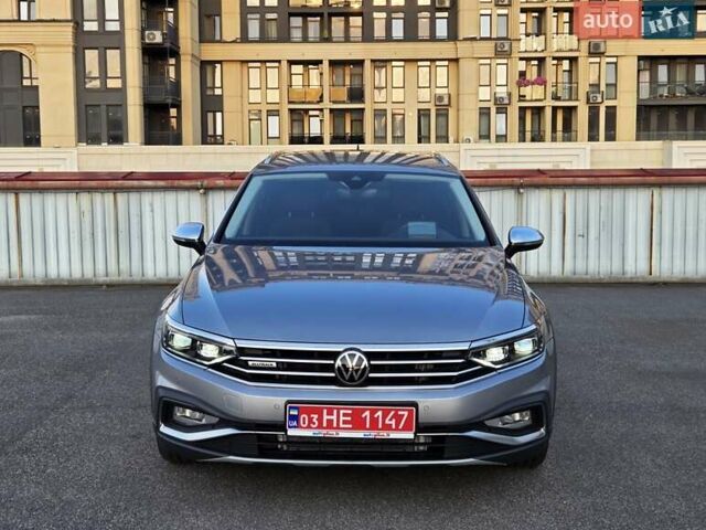 Серый Фольксваген Пассат Альтрак, объемом двигателя 2 л и пробегом 155 тыс. км за 29450 $, фото 139 на Automoto.ua