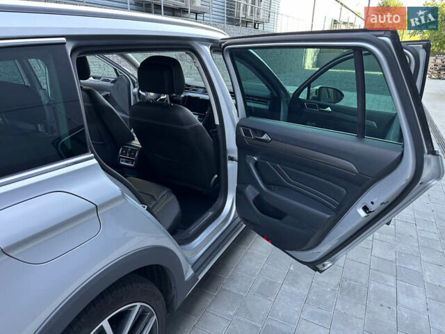 Сірий Фольксваген Пассат Альтрак, об'ємом двигуна 2 л та пробігом 240 тис. км за 25550 $, фото 25 на Automoto.ua