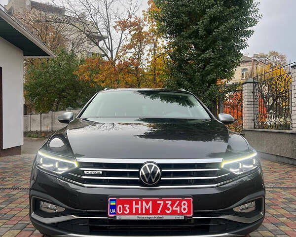 Сірий Фольксваген Пассат Альтрак, об'ємом двигуна 1.97 л та пробігом 158 тис. км за 32500 $, фото 1 на Automoto.ua