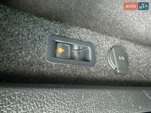 Сірий Фольксваген Пассат Альтрак, об'ємом двигуна 1.97 л та пробігом 196 тис. км за 29999 $, фото 64 на Automoto.ua