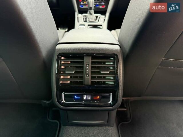 Сірий Фольксваген Пассат Альтрак, об'ємом двигуна 1.97 л та пробігом 196 тис. км за 29999 $, фото 58 на Automoto.ua