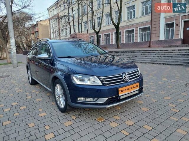 Синій Фольксваген Пассат Альтрак, об'ємом двигуна 2 л та пробігом 196 тис. км за 14777 $, фото 3 на Automoto.ua