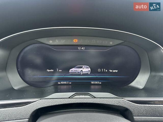 Синий Фольксваген Пассат Альтрак, объемом двигателя 2 л и пробегом 185 тыс. км за 16800 $, фото 22 на Automoto.ua