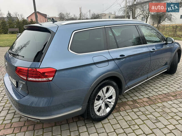 Синий Фольксваген Пассат Альтрак, объемом двигателя 2 л и пробегом 185 тыс. км за 16800 $, фото 3 на Automoto.ua