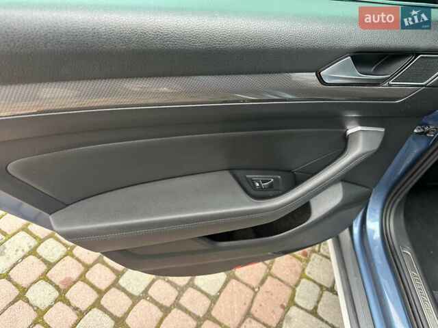 Синий Фольксваген Пассат Альтрак, объемом двигателя 2 л и пробегом 185 тыс. км за 16800 $, фото 15 на Automoto.ua