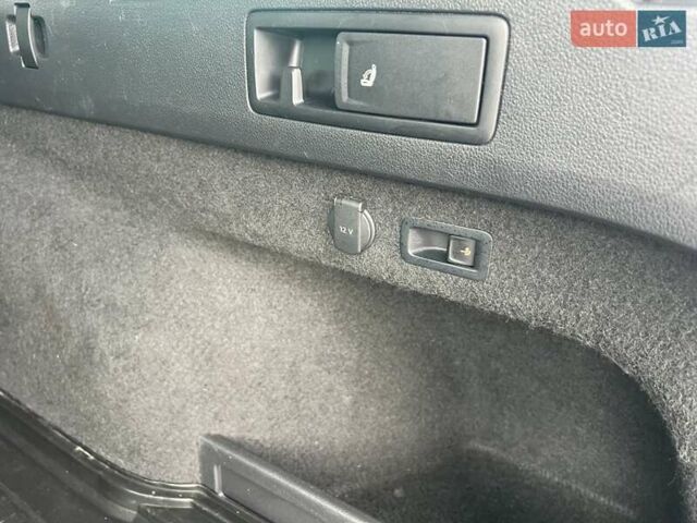 Синий Фольксваген Пассат Альтрак, объемом двигателя 0 л и пробегом 217 тыс. км за 15850 $, фото 48 на Automoto.ua