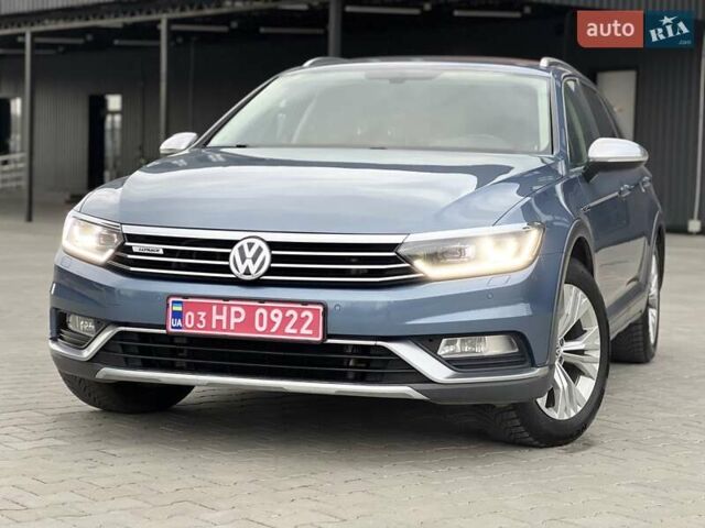 Синій Фольксваген Пассат Альтрак, об'ємом двигуна 2 л та пробігом 217 тис. км за 17450 $, фото 2 на Automoto.ua
