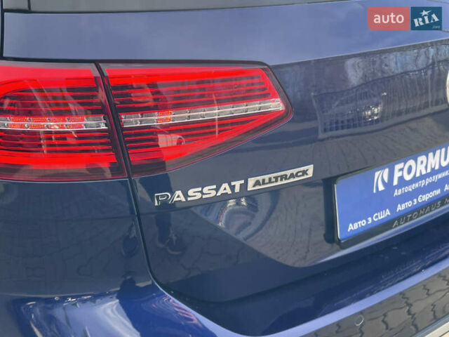 Синій Фольксваген Пассат Альтрак, об'ємом двигуна 2 л та пробігом 206 тис. км за 21490 $, фото 54 на Automoto.ua