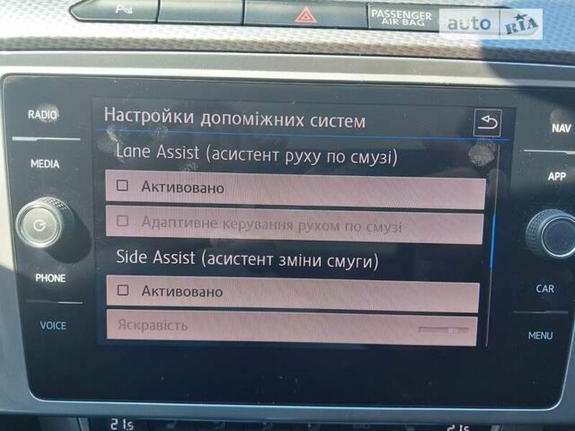 Синий Фольксваген Пассат Альтрак, объемом двигателя 2 л и пробегом 180 тыс. км за 23900 $, фото 4 на Automoto.ua