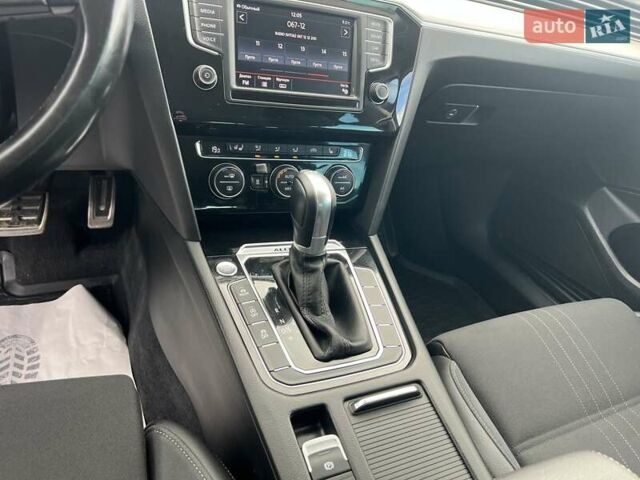 Синий Фольксваген Пассат Альтрак, объемом двигателя 2 л и пробегом 217 тыс. км за 15950 $, фото 36 на Automoto.ua