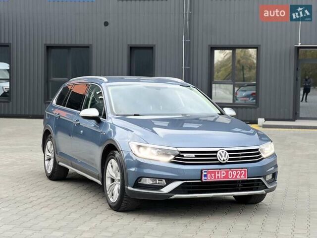 Синій Фольксваген Пассат Альтрак, об'ємом двигуна 2 л та пробігом 217 тис. км за 17450 $, фото 7 на Automoto.ua