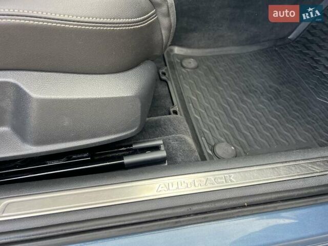 Синий Фольксваген Пассат Альтрак, объемом двигателя 2 л и пробегом 217 тыс. км за 15950 $, фото 41 на Automoto.ua