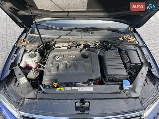 Синій Фольксваген Пассат Альтрак, об'ємом двигуна 2 л та пробігом 206 тис. км за 21490 $, фото 59 на Automoto.ua