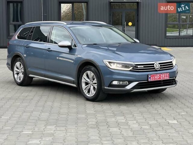 Синій Фольксваген Пассат Альтрак, об'ємом двигуна 2 л та пробігом 217 тис. км за 17450 $, фото 4 на Automoto.ua