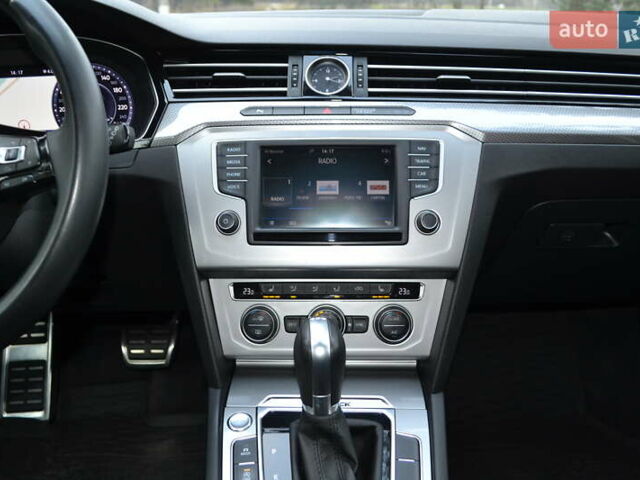 Синий Фольксваген Пассат Альтрак, объемом двигателя 2 л и пробегом 240 тыс. км за 17999 $, фото 25 на Automoto.ua