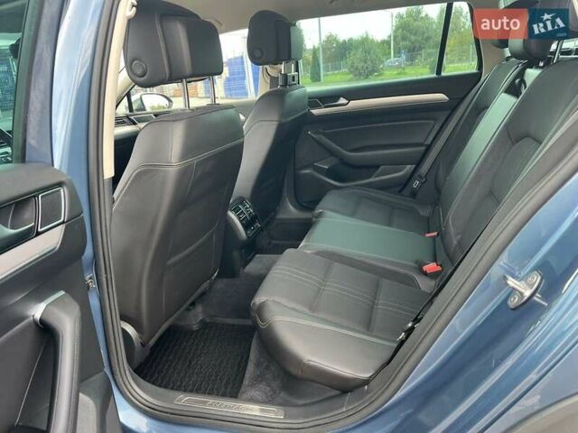 Синий Фольксваген Пассат Альтрак, объемом двигателя 0 л и пробегом 217 тыс. км за 15850 $, фото 40 на Automoto.ua