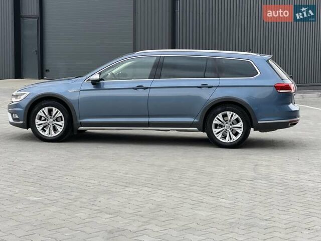 Синій Фольксваген Пассат Альтрак, об'ємом двигуна 2 л та пробігом 217 тис. км за 17450 $, фото 16 на Automoto.ua