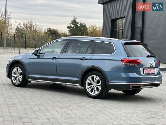 Синій Фольксваген Пассат Альтрак, об'ємом двигуна 2 л та пробігом 217 тис. км за 17450 $, фото 13 на Automoto.ua