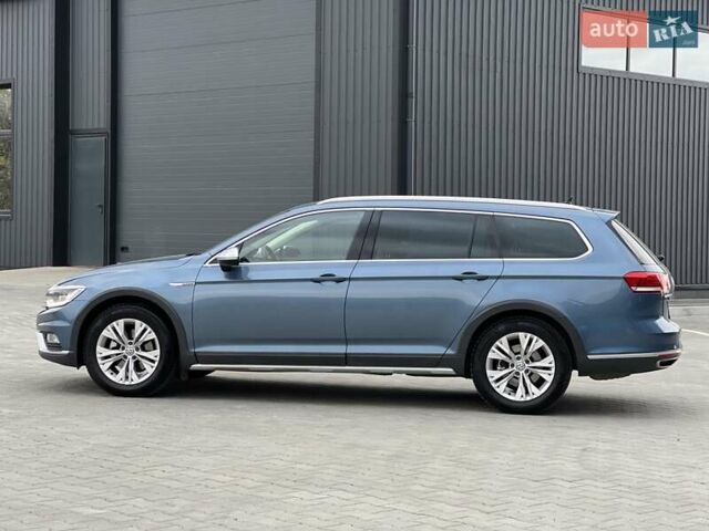 Синій Фольксваген Пассат Альтрак, об'ємом двигуна 2 л та пробігом 217 тис. км за 17450 $, фото 17 на Automoto.ua