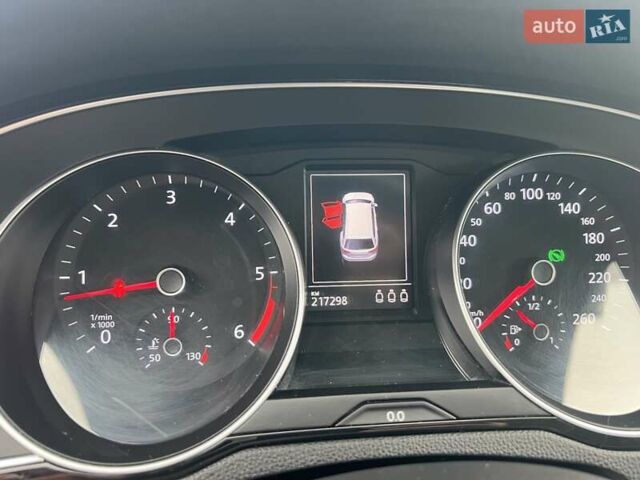 Синий Фольксваген Пассат Альтрак, объемом двигателя 2 л и пробегом 217 тыс. км за 15950 $, фото 35 на Automoto.ua