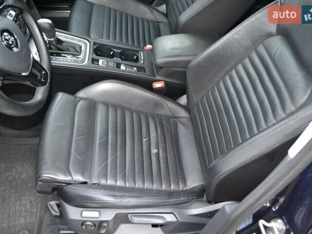 Синий Фольксваген Пассат Альтрак, объемом двигателя 2 л и пробегом 240 тыс. км за 17999 $, фото 17 на Automoto.ua