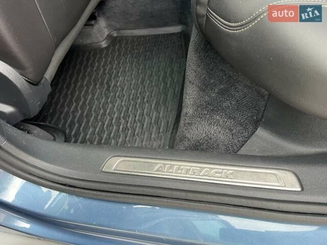 Синий Фольксваген Пассат Альтрак, объемом двигателя 2 л и пробегом 217 тыс. км за 15950 $, фото 40 на Automoto.ua