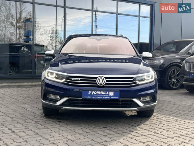 Синій Фольксваген Пассат Альтрак, об'ємом двигуна 2 л та пробігом 206 тис. км за 21490 $, фото 5 на Automoto.ua