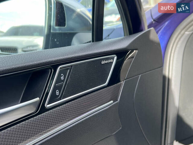Синій Фольксваген Пассат Альтрак, об'ємом двигуна 2 л та пробігом 206 тис. км за 21490 $, фото 15 на Automoto.ua