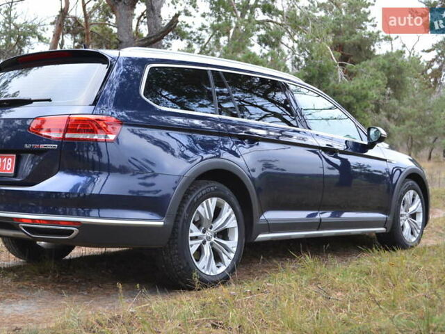 Синий Фольксваген Пассат Альтрак, объемом двигателя 2 л и пробегом 240 тыс. км за 17999 $, фото 9 на Automoto.ua