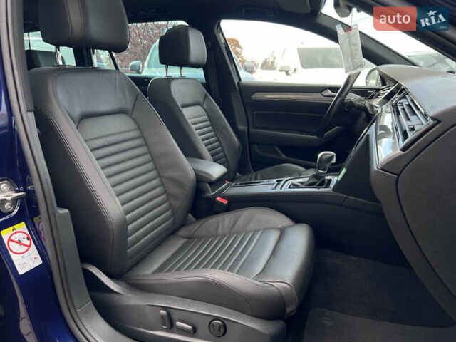 Синій Фольксваген Пассат Альтрак, об'ємом двигуна 2 л та пробігом 206 тис. км за 21490 $, фото 36 на Automoto.ua