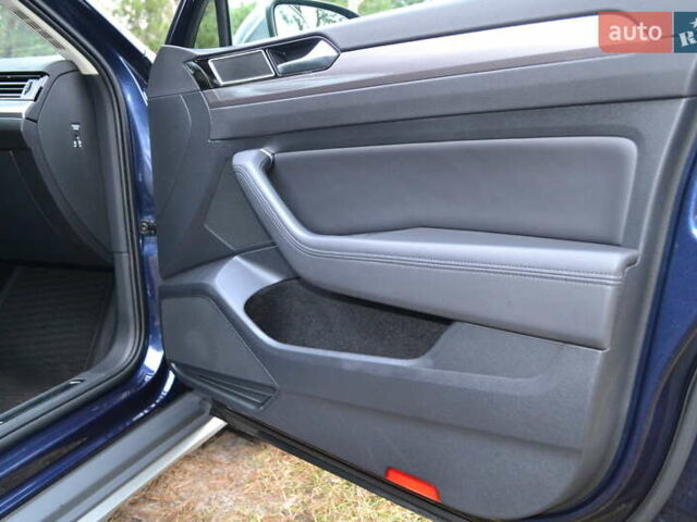 Синий Фольксваген Пассат Альтрак, объемом двигателя 2 л и пробегом 240 тыс. км за 17999 $, фото 37 на Automoto.ua