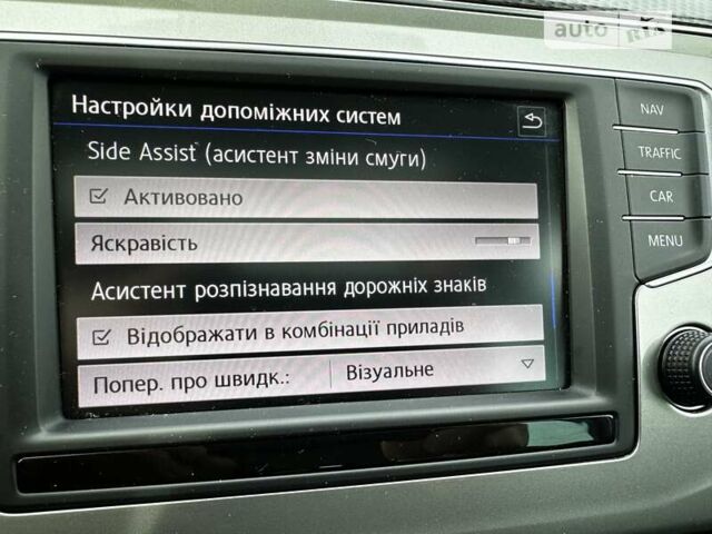 Синій Фольксваген Пассат Альтрак, об'ємом двигуна 2 л та пробігом 89 тис. км за 26999 $, фото 76 на Automoto.ua