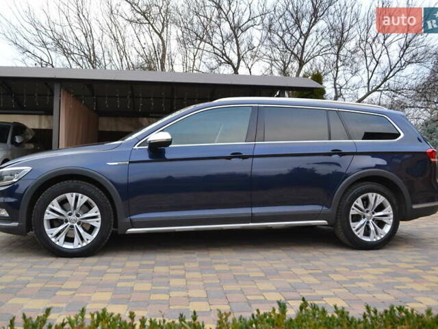 Синий Фольксваген Пассат Альтрак, объемом двигателя 2 л и пробегом 240 тыс. км за 17999 $, фото 57 на Automoto.ua