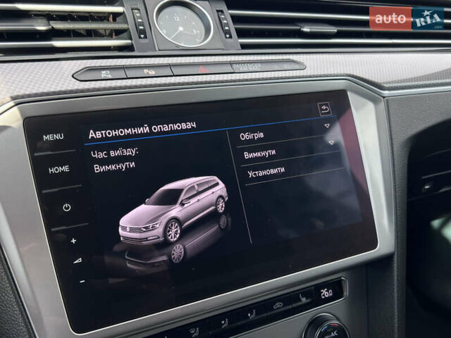 Синій Фольксваген Пассат Альтрак, об'ємом двигуна 2 л та пробігом 206 тис. км за 21490 $, фото 28 на Automoto.ua