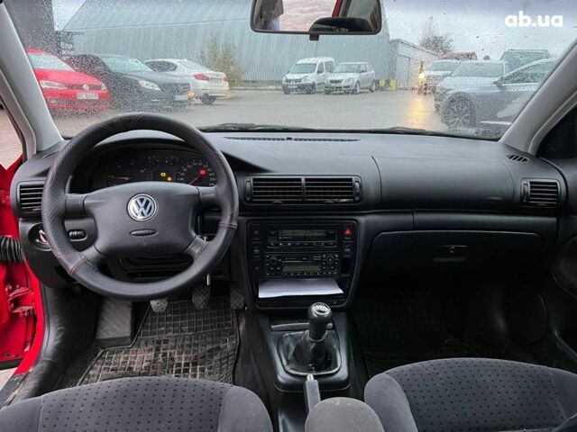 Красный Фольксваген Пассат Б5, объемом двигателя 1.9 л и пробегом 450 тыс. км за 4290 $, фото 29 на Automoto.ua