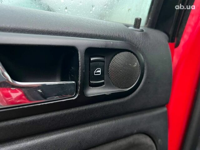 Красный Фольксваген Пассат Б5, объемом двигателя 1.9 л и пробегом 450 тыс. км за 4290 $, фото 28 на Automoto.ua