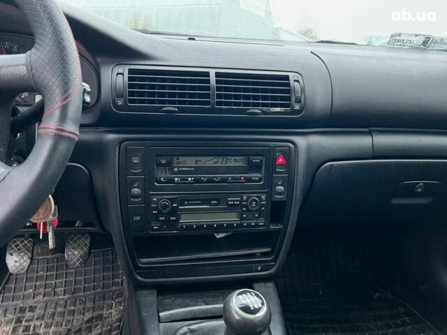 Красный Фольксваген Пассат Б5, объемом двигателя 1.9 л и пробегом 450 тыс. км за 4290 $, фото 22 на Automoto.ua