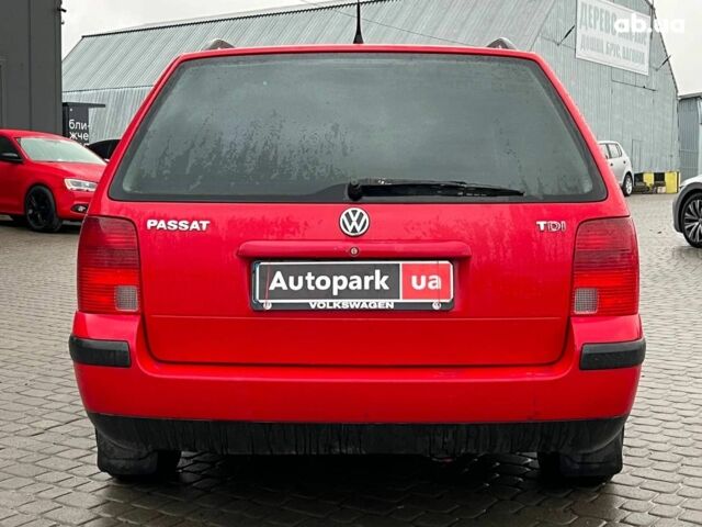 Красный Фольксваген Пассат Б5, объемом двигателя 1.9 л и пробегом 450 тыс. км за 4290 $, фото 6 на Automoto.ua