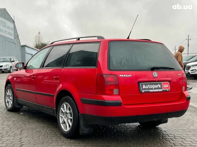 Красный Фольксваген Пассат Б5, объемом двигателя 1.9 л и пробегом 450 тыс. км за 4290 $, фото 5 на Automoto.ua