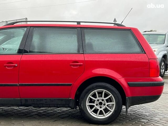 Красный Фольксваген Пассат Б5, объемом двигателя 1.9 л и пробегом 450 тыс. км за 4290 $, фото 4 на Automoto.ua