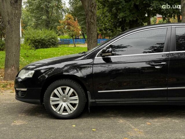 Черный Фольксваген Пассат Б6, объемом двигателя 2 л и пробегом 266 тыс. км за 5990 $, фото 10 на Automoto.ua