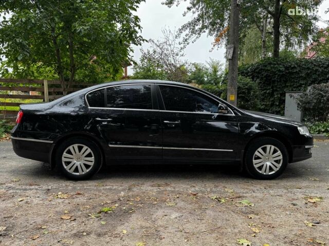 Черный Фольксваген Пассат Б6, объемом двигателя 2 л и пробегом 266 тыс. км за 5990 $, фото 5 на Automoto.ua