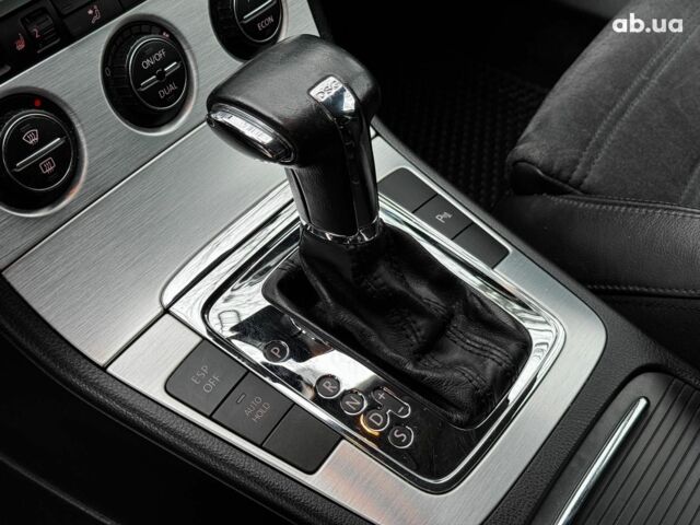 Черный Фольксваген Пассат Б6, объемом двигателя 2 л и пробегом 326 тыс. км за 6990 $, фото 30 на Automoto.ua