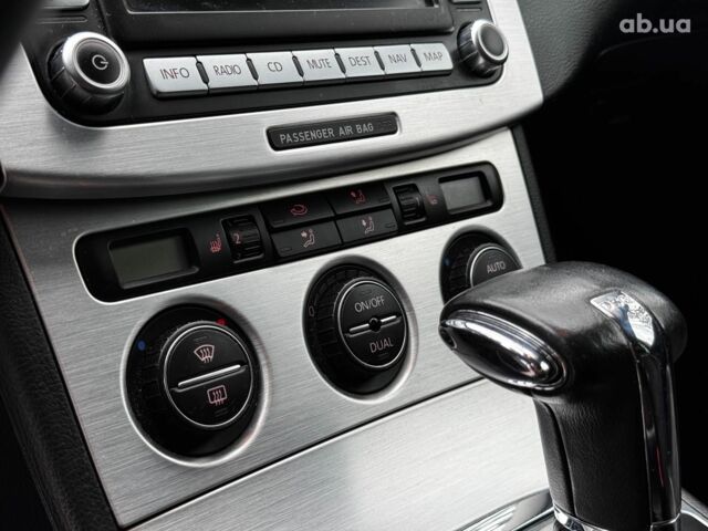Черный Фольксваген Пассат Б6, объемом двигателя 2 л и пробегом 326 тыс. км за 6990 $, фото 31 на Automoto.ua