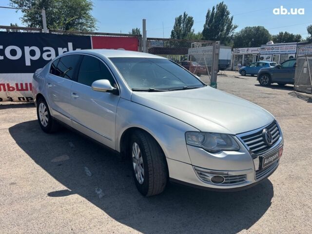 Серый Фольксваген Пассат Б6, объемом двигателя 2 л и пробегом 360 тыс. км за 4990 $, фото 6 на Automoto.ua