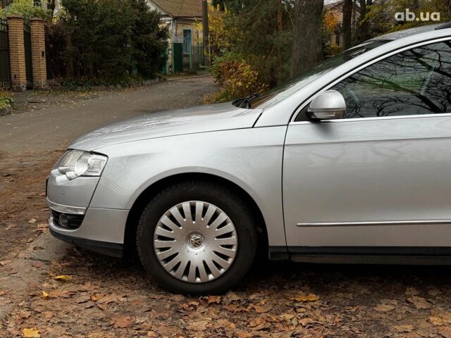 Серый Фольксваген Пассат Б6, объемом двигателя 1.8 л и пробегом 249 тыс. км за 5990 $, фото 10 на Automoto.ua