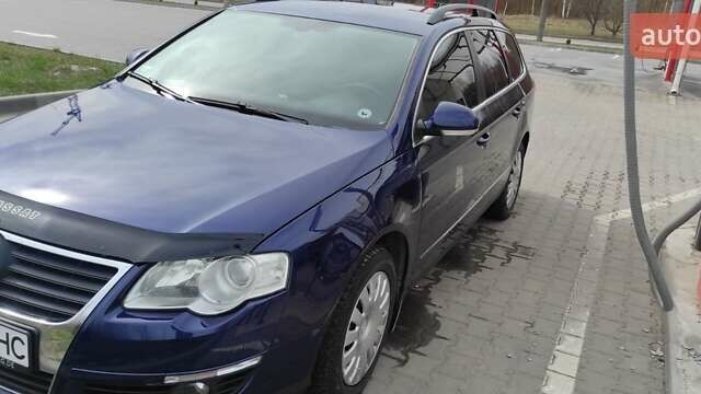Синій Фольксваген Пассат Б6, об'ємом двигуна 1.4 л та пробігом 114 тис. км за 6999 $, фото 27 на Automoto.ua