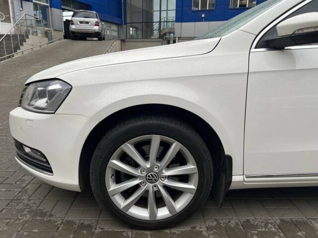 Белый Фольксваген Пассат Б7, объемом двигателя 1.8 л и пробегом 162 тыс. км за 11790 $, фото 7 на Automoto.ua