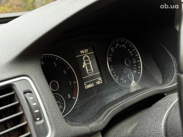 Черный Фольксваген Пассат Б7, объемом двигателя 1.8 л и пробегом 140 тыс. км за 10990 $, фото 14 на Automoto.ua